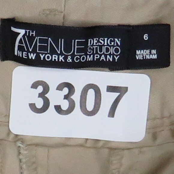 New York & Company* Women's Multipocketed 1.5" Belt Loop Khaki Capris~ Size 6 - Picture 3 of 13